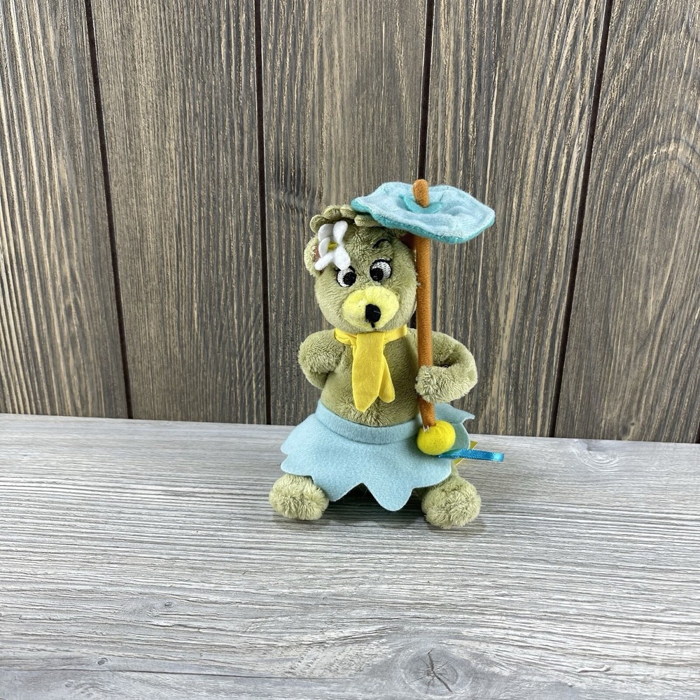 Hanna Barbera Camp Jellystone Plush Cindy Bear W/Umbrella Yogi 6" Stuffed Animal